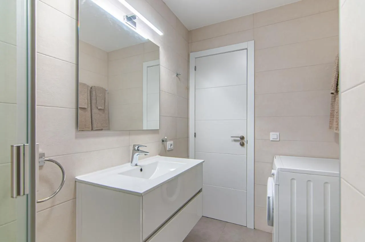 Modern Ocean View Apartment Ph12 ロスクリスティアーノス